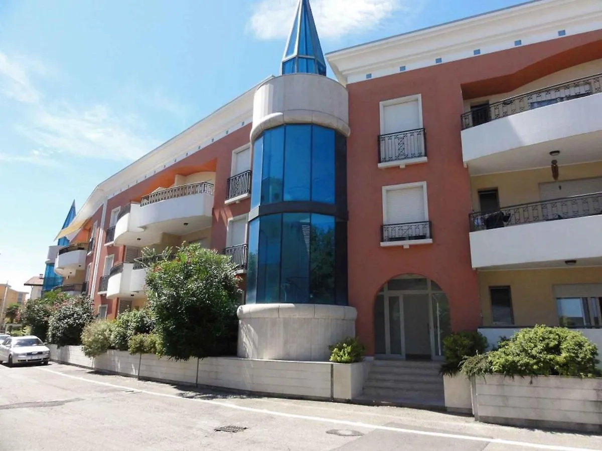 Apartment In Bibione 38290