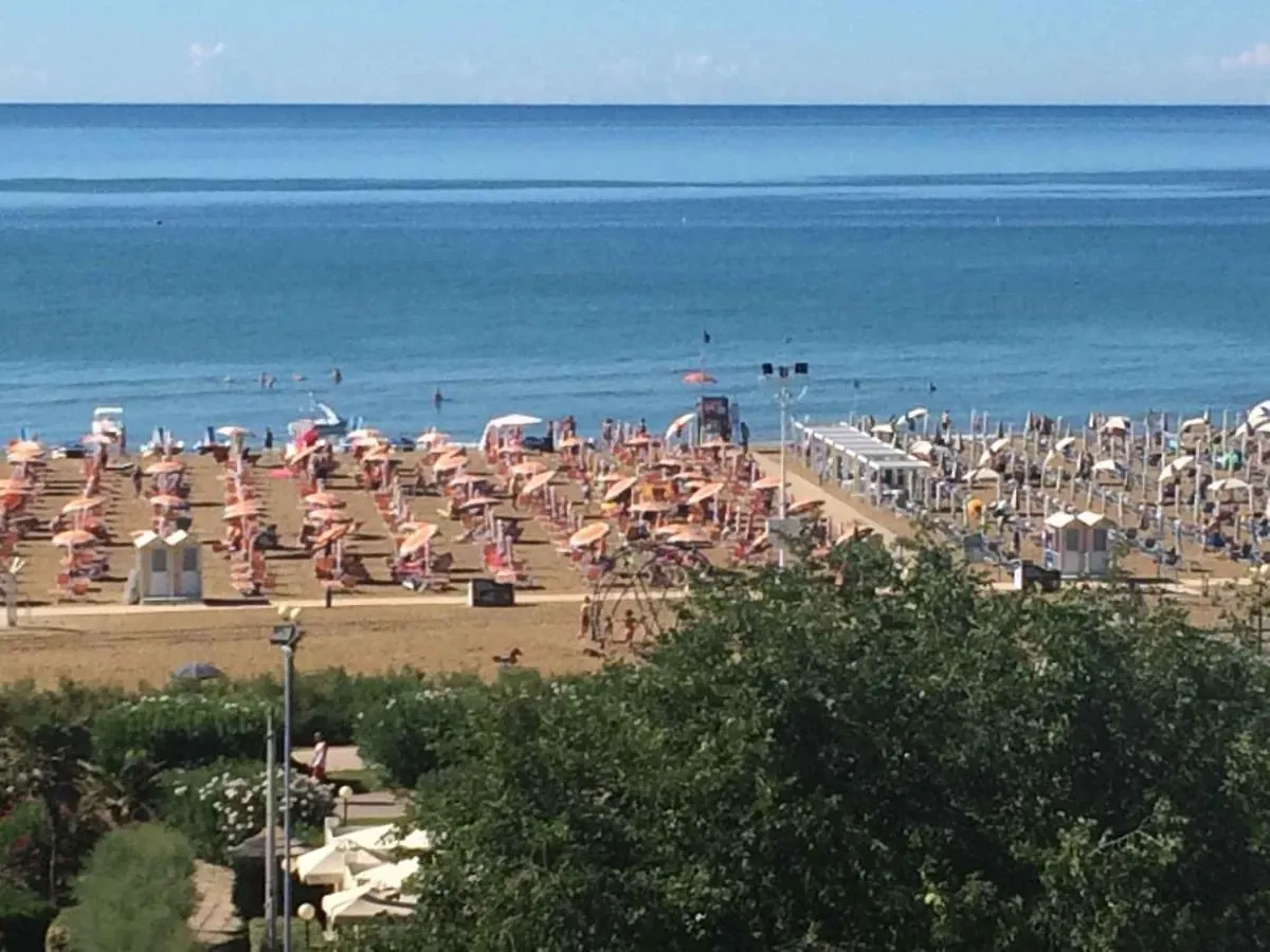 Apartment In Bibione 38290